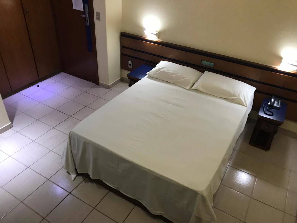 Oft Plaza Oeste Hotel Гояния Экстерьер фото